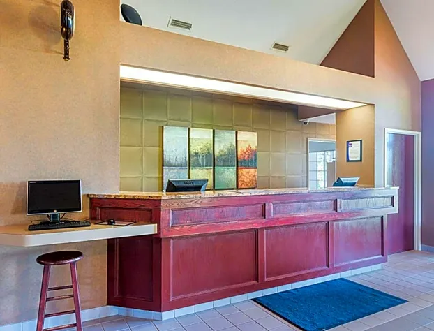 Sleep Inn & Suites Bay View Acme - Travers City hotel detail image 3