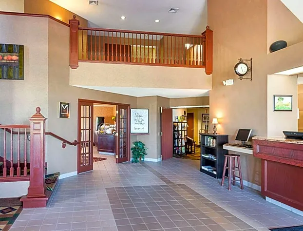 Sleep Inn & Suites Bay View Acme - Travers City hotel detail image 4