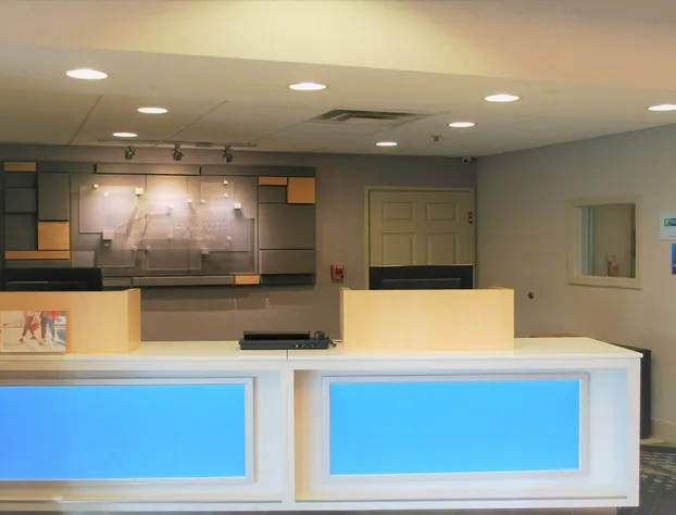 Holiday Inn Express Hotel & Suites Indianapolis North Carmel by IHG hotel detail image 2