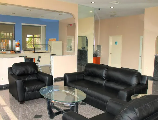 Regency Inn & Suites hotel detail image 3