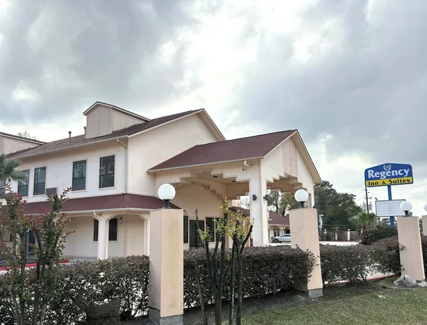 Regency Inn & Suites By Capital O Houston IAH Airport hotel detail image 2