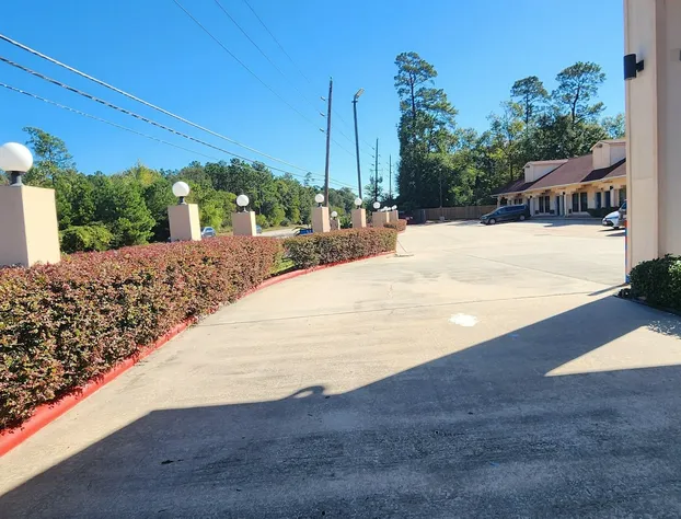 Regency Inn & Suites By Capital O Houston IAH Airport hotel detail image 3