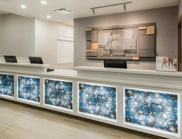 Holiday Inn Express & Suites West Plains Southwest by IHG hotel detail image 2