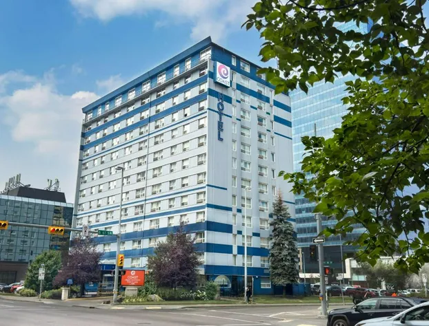 Coast Calgary Downtown Hotel & Suites by APA hotel detail image 3