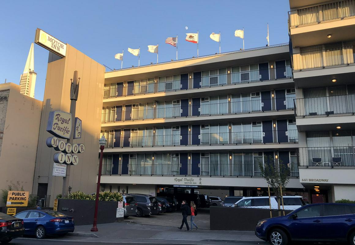 Royal Pacific Motor Inn hotel hero