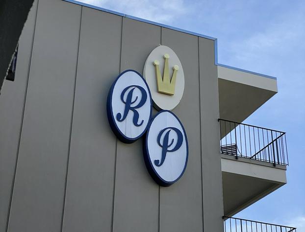 Royal Pacific Motor Inn hotel detail image 2