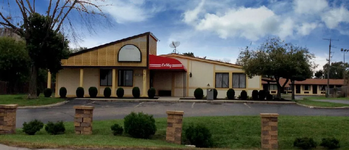 Budgetel Inn & Suites hotel hero