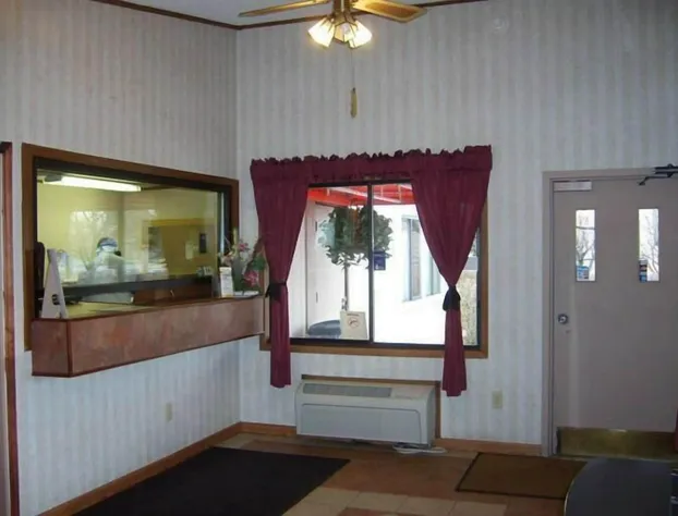 Budgetel Inn & Suites hotel detail image 4