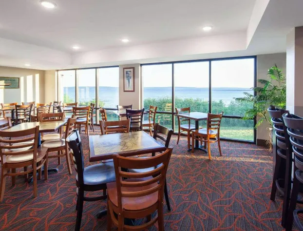 AmericInn by Wyndham Ashland hotel detail image 4