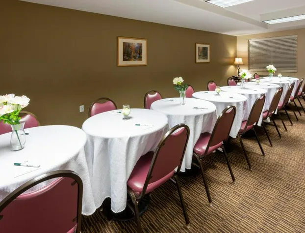 AmericInn by Wyndham Beaver Dam hotel detail image 2