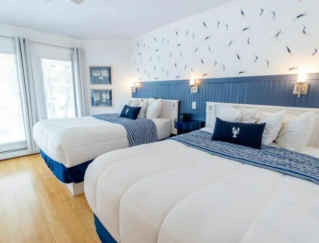 The Edgewater hotel detail image 2