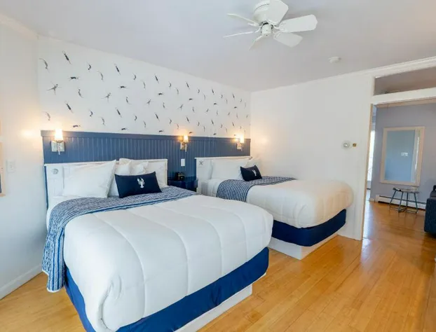 The Edgewater hotel detail image 3