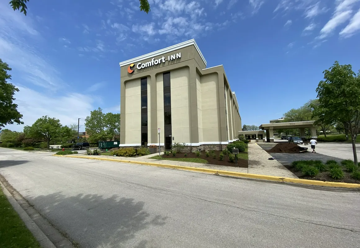 Comfort Inn Chicago Schaumburg - O'Hare Airport hotel hero