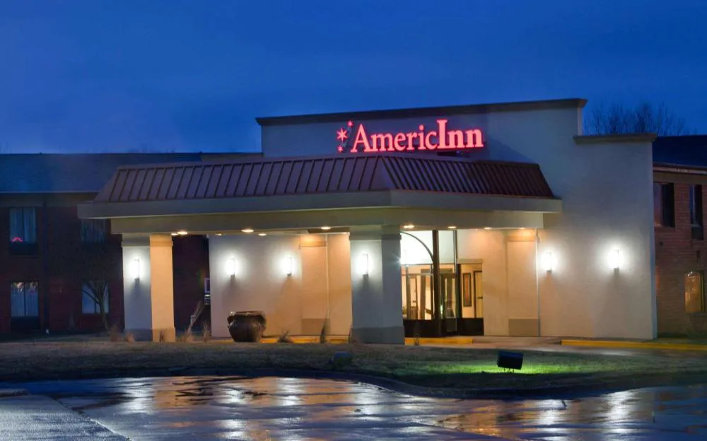 AmericInn by Wyndham Johnston Des Moines hotel hero