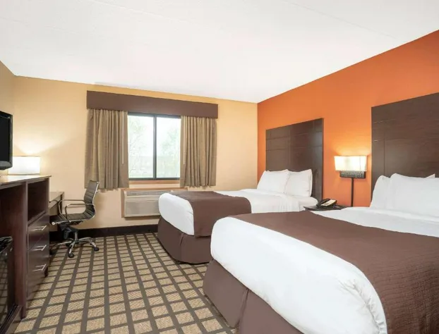 Baymont by Wyndham Lakeville hotel detail image 4