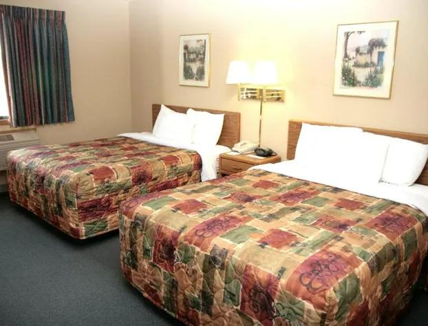 Baymont by Wyndham Lakeville hotel detail image 2