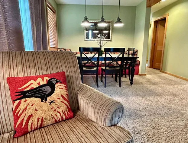 Mt Gardner Inn hotel detail image 4