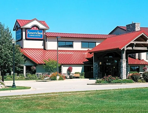 AmericInn by Wyndham Oswego hotel detail image 3