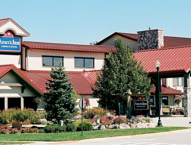 AmericInn by Wyndham Oswego hotel detail image 2