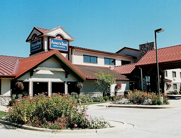 AmericInn by Wyndham Oswego hotel detail image 4