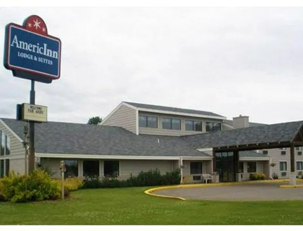 AmericInn by Wyndham Park Rapids hotel detail image 1