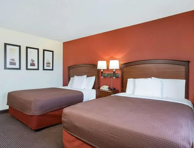 AmericInn by Wyndham Park Rapids hotel detail image 4