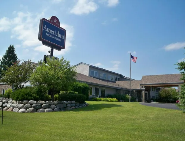 AmericInn by Wyndham Rhinelander hotel detail image 1