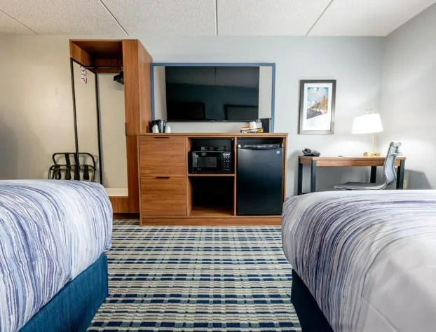 AmericInn by Wyndham Sturgeon Bay hotel detail image 3