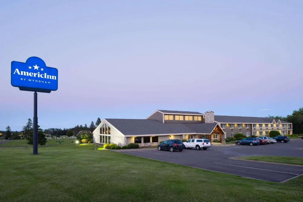 AmericInn by Wyndham Two Harbors Near Lake Superior hotel hero
