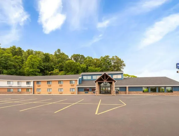 AmericInn by Wyndham West Salem hotel detail image 1