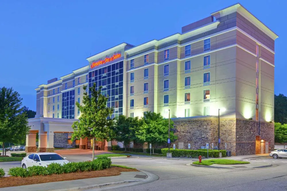 Hampton Inn & Suites Raleigh/Crabtree Valley hotel hero
