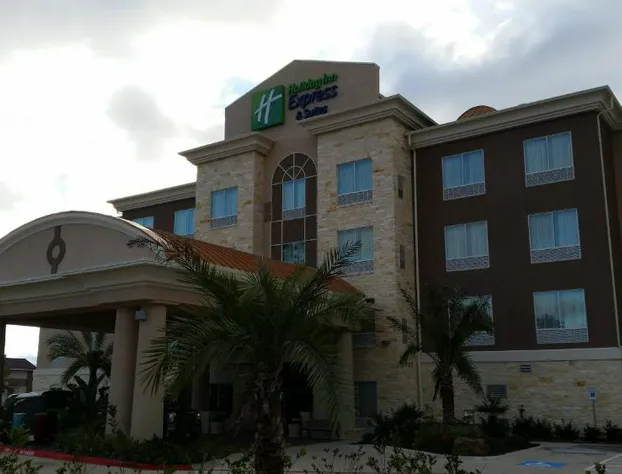 Holiday Inn Express & Suites Atascocita - Humble - Kingwood by IHG hotel detail image 1