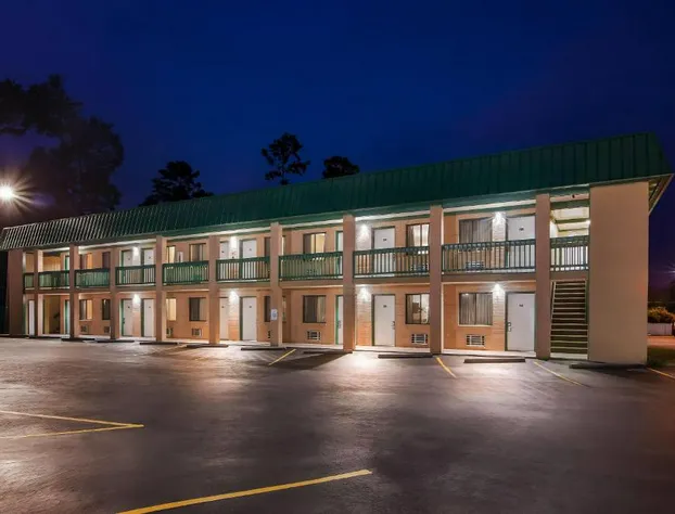 Super 8 by Wyndham Columbia SC / Ft. Jackson hotel detail image 3