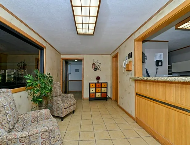 Super 8 by Wyndham Deadwood / Black Hills Area hotel detail image 3