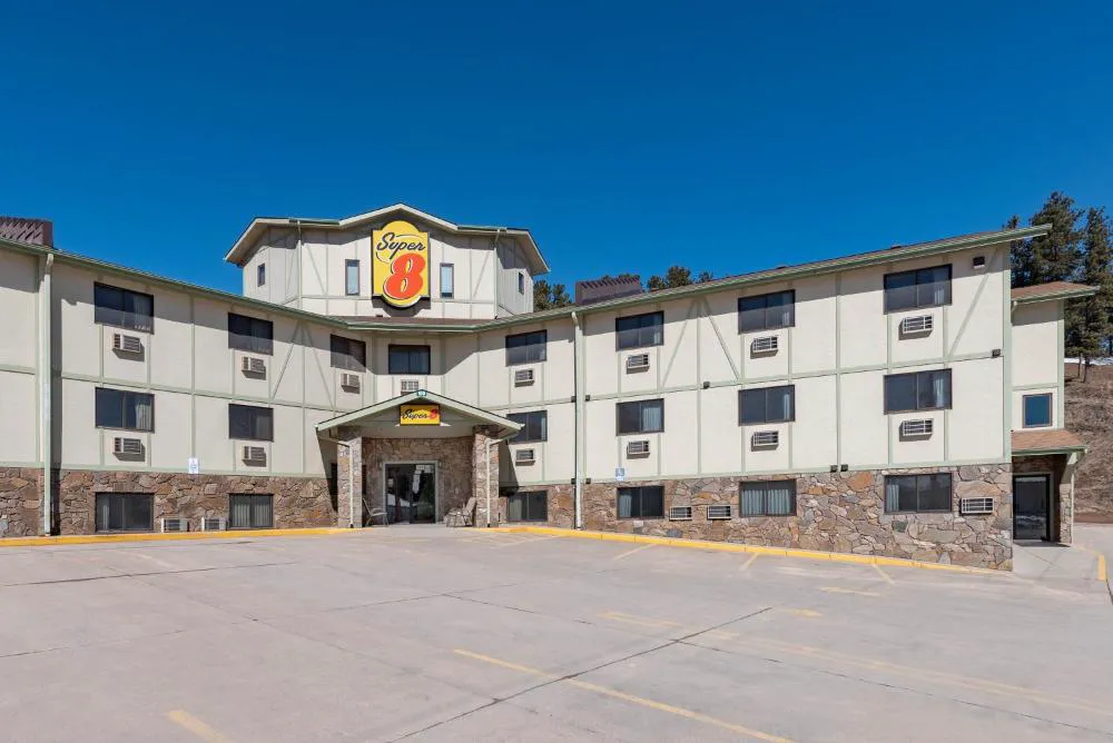 Super 8 by Wyndham Hill City/Mt Rushmore/ Area hotel hero