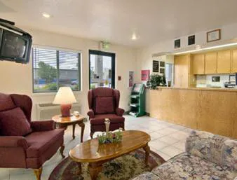 Super 8 by Wyndham Rexburg hotel detail image 3