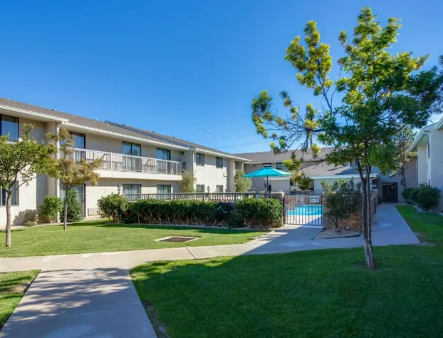 Ashmore Inn and Suites hotel detail image 3