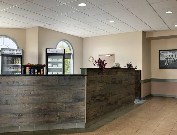 Super 8 by Wyndham Swan River MB hotel detail image 4