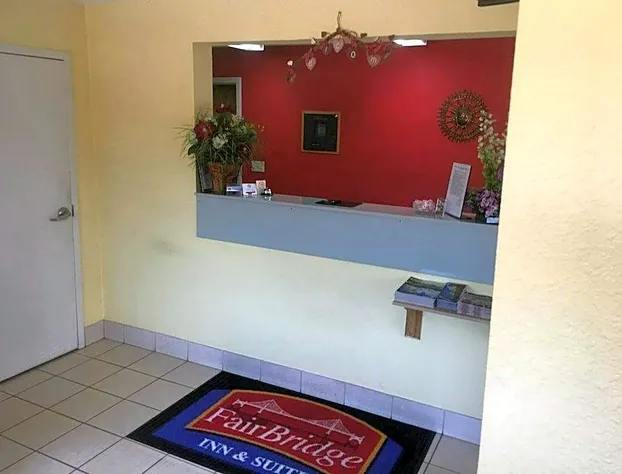 Budget Inn & Suites hotel detail image 4