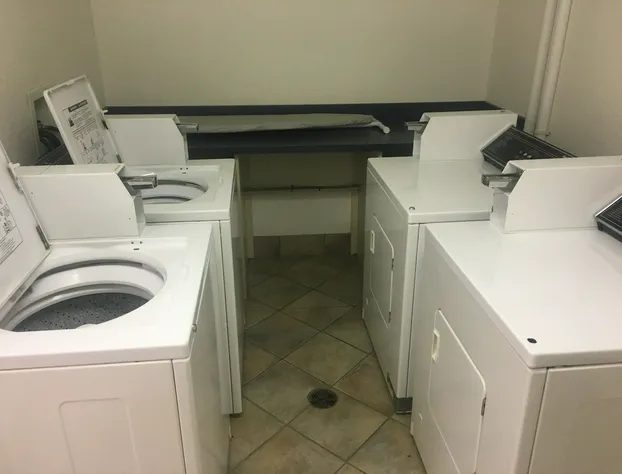 Super 8 by Wyndham Vermilion AB hotel detail image 4