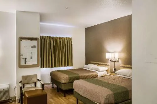 Rodeway Inn Fishers Indianapolis hotel detail image 2