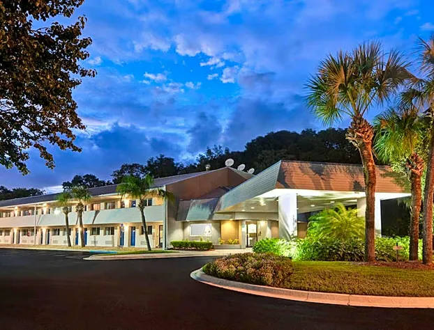 Studio 6 Jacksonville, FL - Baymeadows hotel detail image 1