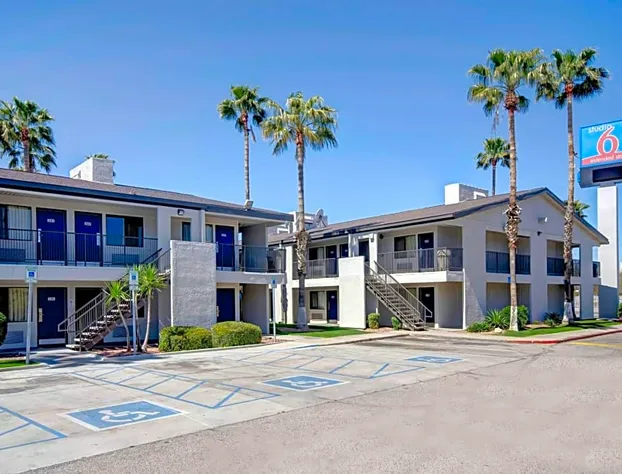 Studio 6 Tucson, AZ - Irvington Road hotel detail image 1