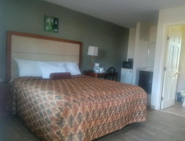 Maple Leaf Motel hotel detail image 2