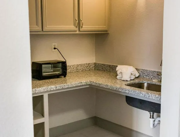 Harmony Inn and Suites hotel detail image 3