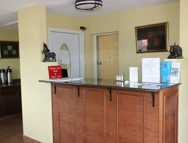 Red Carpet Inn Niagara Falls hotel detail image 3