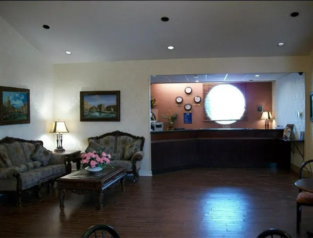 Americas Best Value Inn Romulus Detroit Airport hotel detail image 2