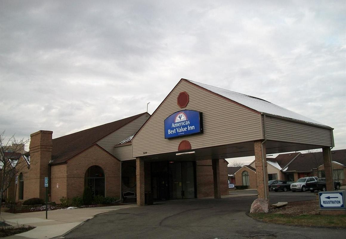 Americas Best Value Inn Romulus Detroit Airport hotel hero
