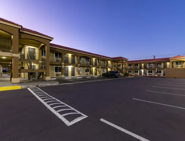 Quality Inn & Suites hotel detail image 2