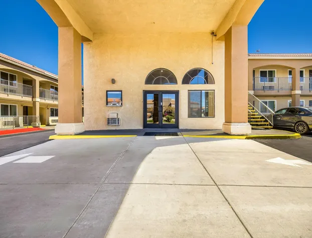 Quality Inn & Suites hotel detail image 3